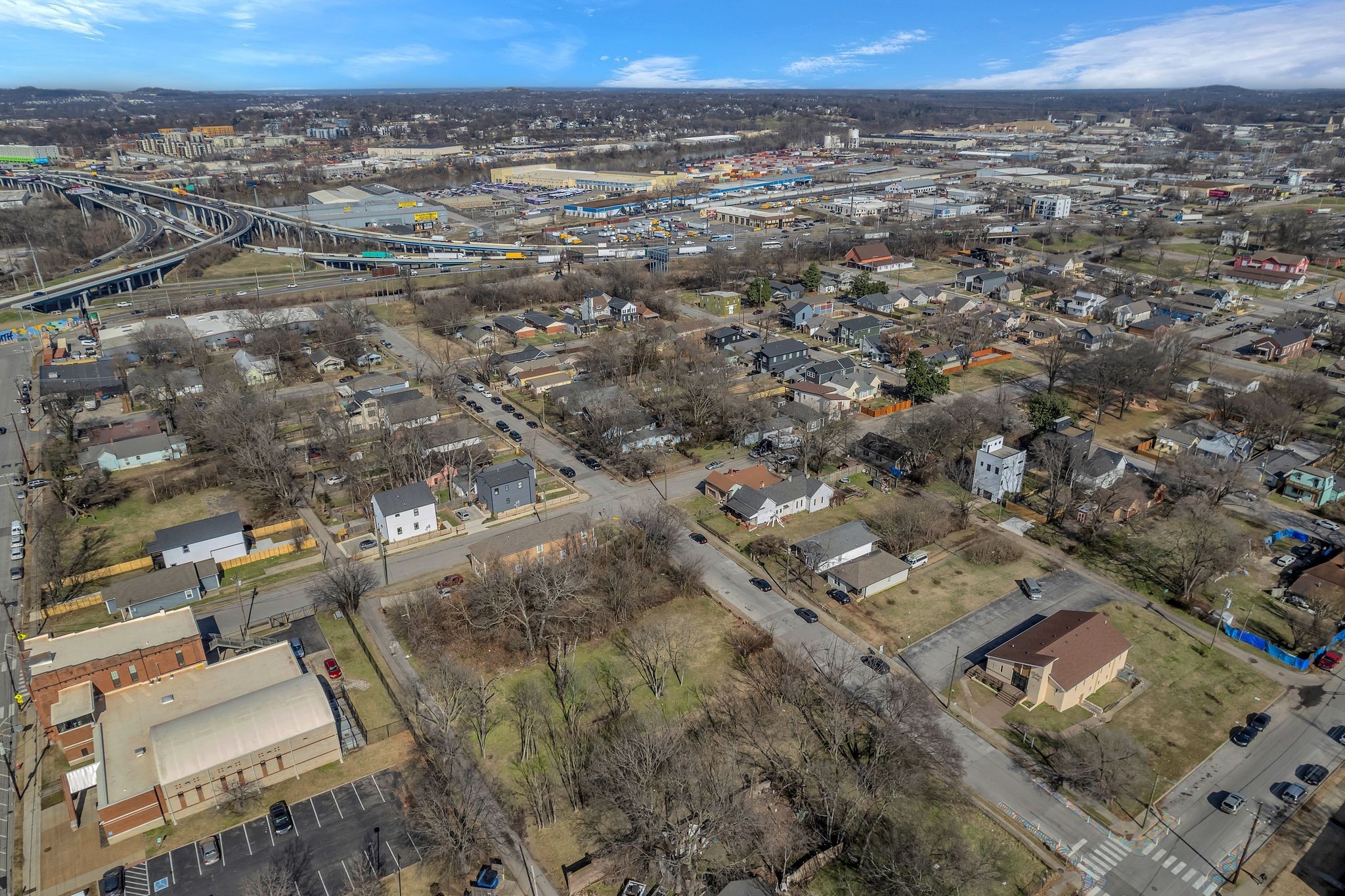 Land in Nashville 2