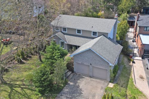 1471 Flaminia Crt, Mississauga, ON, L5J3Z5 | Card Image