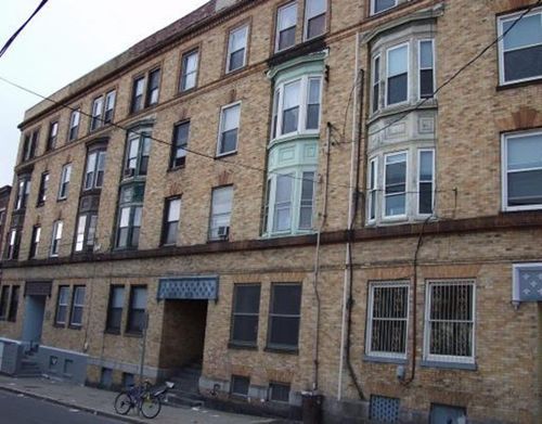 apt-2-5 Linden St, Boston, MA, 02134-1773 | Card Image