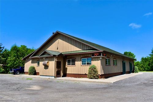 8035 Lake Rd, Belleville, NY, 13611-1128 | Card Image