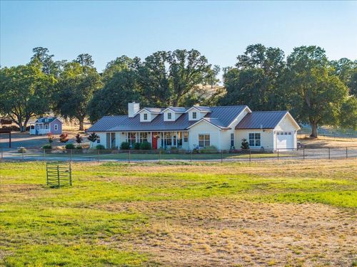 15775 Red Bank Rd, Red Bluff, CA, 96080-9169 | Card Image