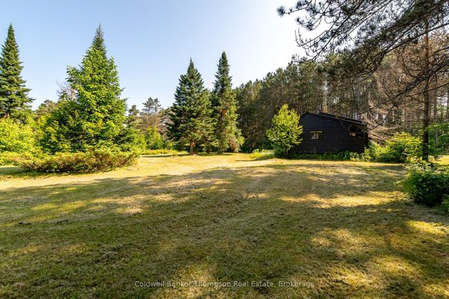 1049 Lawrence Pit Rd, House other with 4 bedrooms, 3 bathrooms and 6 parking in Utterson ON | Image 49