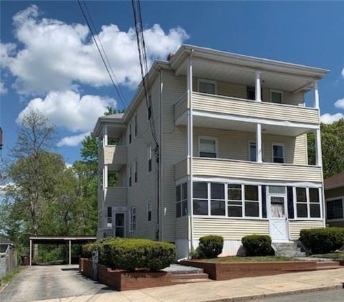 3-217 Newland Ave, Woonsocket, RI, 02895-4838 | Card Image