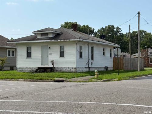 1933 Gartside St, Murphysboro, IL, 62966-1509 | Card Image