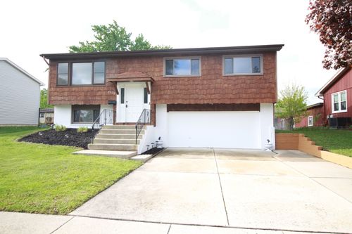 7523 Nottingham Dr, Tinley Park, IL, 60477-1563 | Card Image