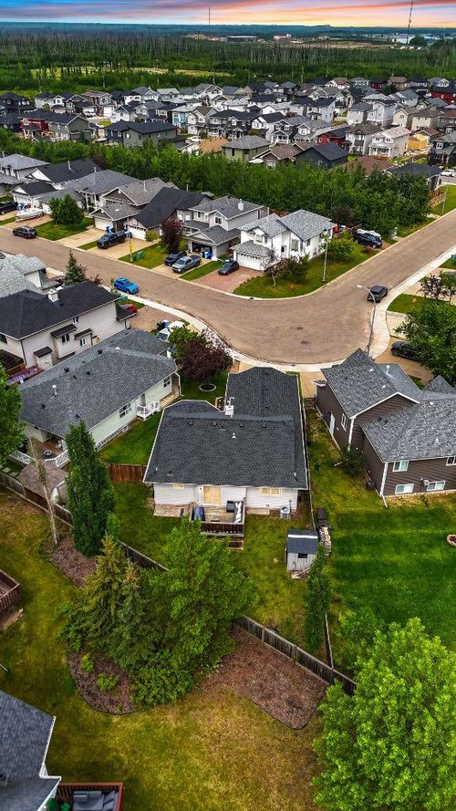 220 Warren Road, Fort Mcmurray, AB, T9H0A1 | Card Image