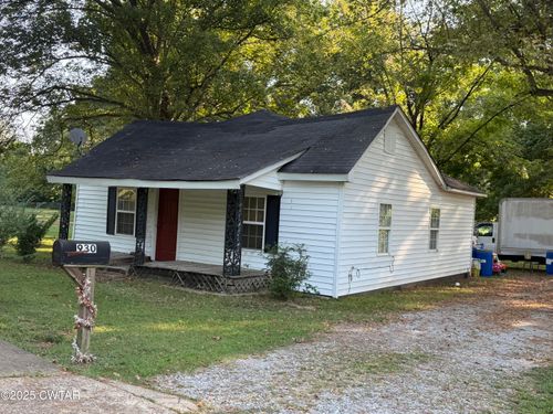 930 N Monroe Ave, Brownsville, TN, 38012-1961 | Card Image