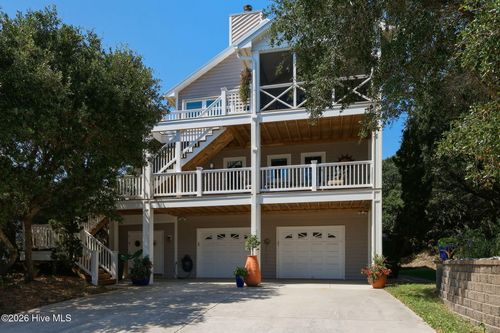 103 Georgia St, Emerald Isle, NC, 28594-3712 | Card Image