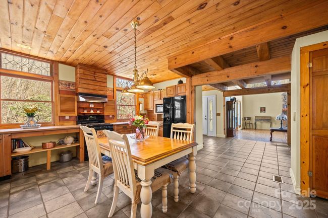 63 Chestnut Forest Rd, House other with 3 bedrooms, 3 bathrooms and null parking in Fairview NC | Image 20