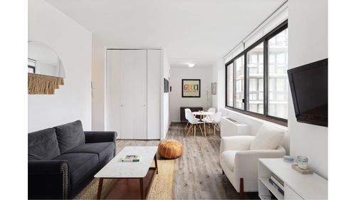 8d-343 E 74th St, New York, NY, 10021-3757 | Card Image
