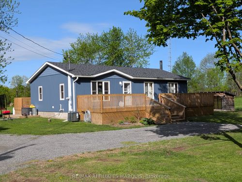 480 Porter Rd, Westport, ON, K0G1X0 | Card Image