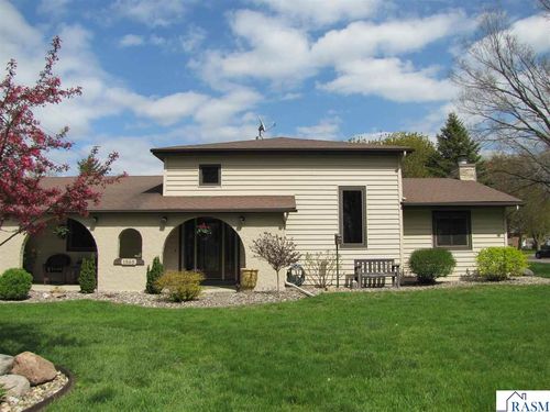1565 Commerce Dr, North Mankato, MN, 56003-1908 | Card Image