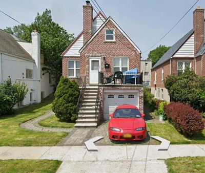 2537 Young Avenue, House other with 5 bedrooms, 3 bathrooms and null parking in Bronx NY | Image 1