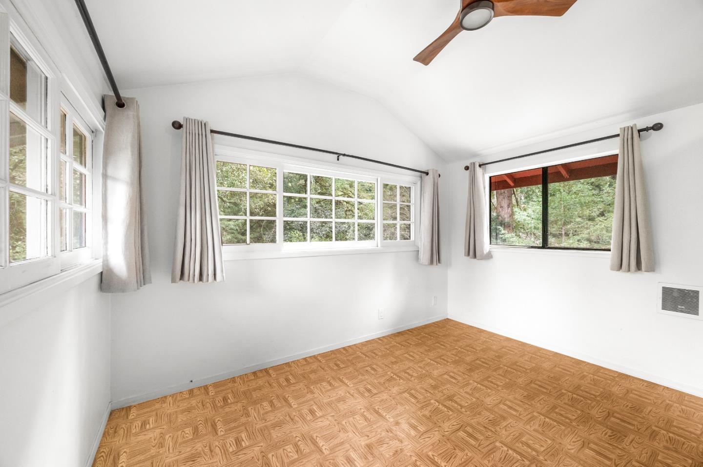 Residential in Ben Lomond 2