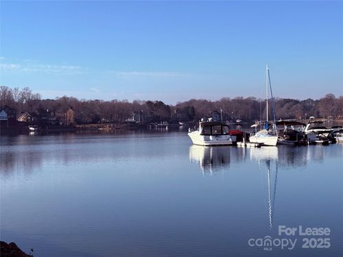 1133 Torrence Cir, Davidson, NC, 28036-9410 | Card Image