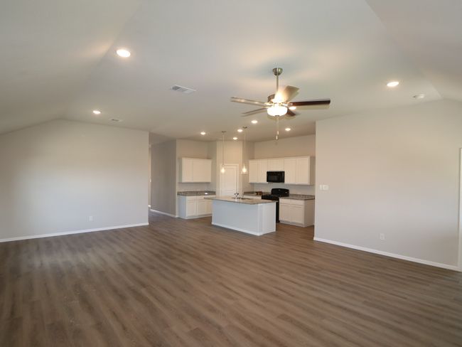 14076 Kempt Dr, House other with 3 bedrooms, 2 bathrooms and null parking in Pilot Point TX | Image 4