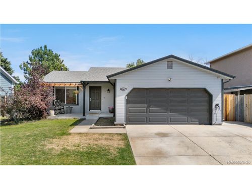 19756 E Oxford Dr, Aurora, CO, 80013-4560 | Card Image