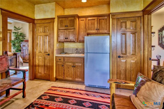guest kitchen | Image 27