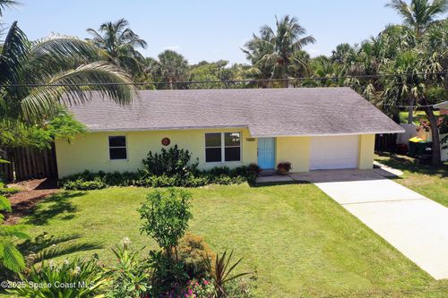 111 Delmar St, Melbourne Beach, FL, 32951-3818 | Card Image