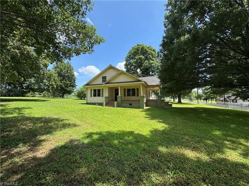 3428 Genie Rd, East Bend, NC, 27018-7872 | Card Image