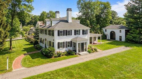 260 Canton Ave, Milton, MA, 02186-3526 | Card Image