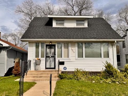 3905 Madison St, Gary, IN, 46408-1511 | Card Image