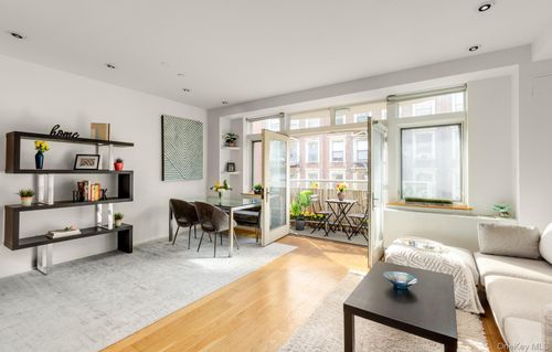 c-265 W 122nd St, New York, NY, 10027-5741 | Card Image