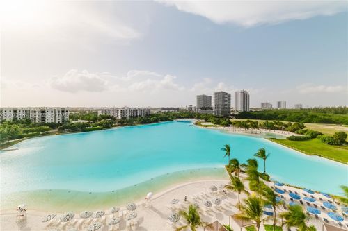 2909-2411 Laguna Circle, Miami, FL, 33181 | Card Image