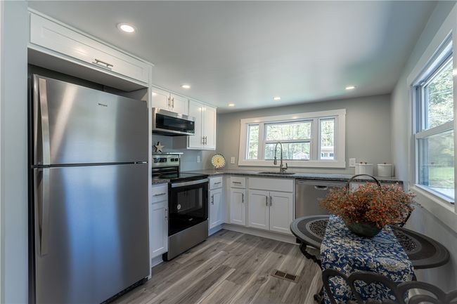 67 Linda Dr, House other with 2 bedrooms, 1 bathrooms and 2 parking in Coventry RI | Image 12