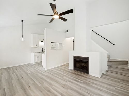 92-2240 Tarpley Rd, Carrollton, TX, 75006-2451 | Card Image