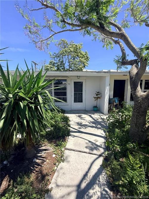 33 Se Sailfish Lane, Stuart, FL, 34996 | Card Image