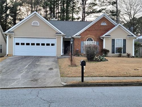 784 Steffi Ct, Lawrenceville, GA, 30044-6932 | Card Image