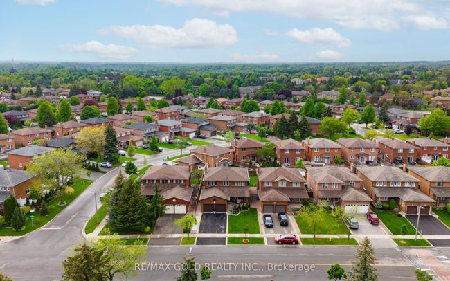 74 Belview Ave, House other with 5 bedrooms, 4 bathrooms and 4 parking in Woodbridge ON | Image 37