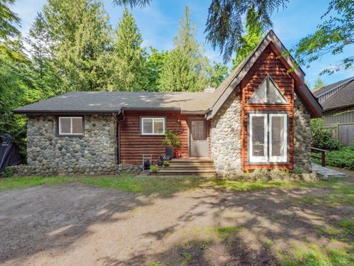 7922 Redrooffs Road, Halfmoon Bay, BC, V7Z1C6 | Card Image