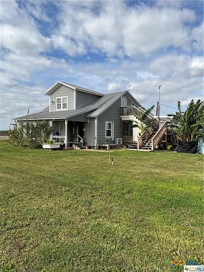 23401 & 23405 State Highway 172, House other with 3 bedrooms, 2 bathrooms and null parking in Port Lavaca TX | Image 3