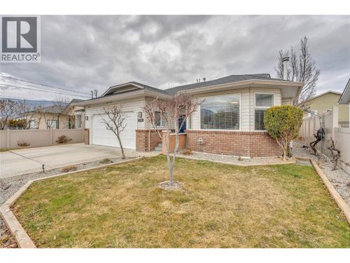 119 Huth Ave, Penticton, BC, V2A2Z7 | Card Image