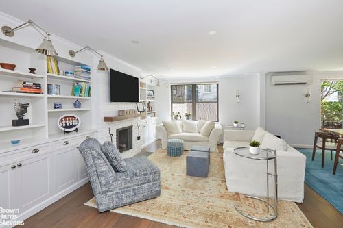 a-311 E 83rd St, New York, NY, 10028-4312 | Card Image