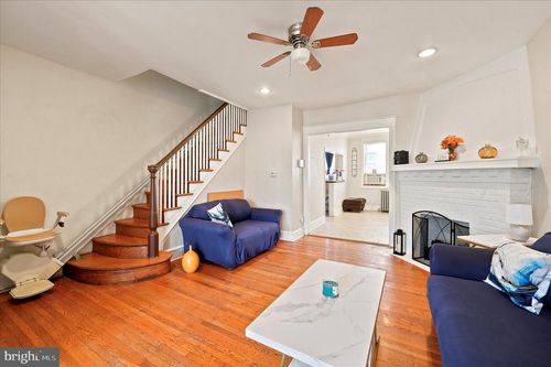 5381 Morse St, PHILADELPHIA, PA, 19131-3240 | Card Image