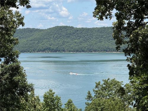 325 Ridge Rd, Eureka Springs, AR, 72631-9053 | Card Image