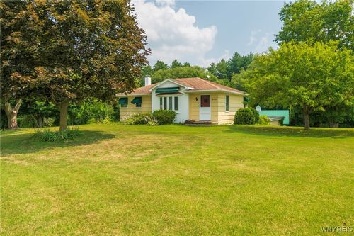 3101 Culvert Rd, Medina, NY, 14103-9224 | Card Image