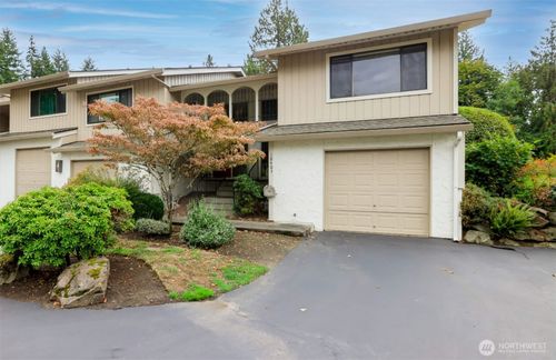 l46-10403 Ne 115th Pl, Kirkland, WA, 98033-4302 | Card Image