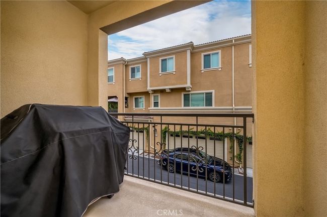 407 Coyote Pass, Condo with 3 bedrooms, 4 bathrooms and 2 parking in Lake Forest CA | Image 15