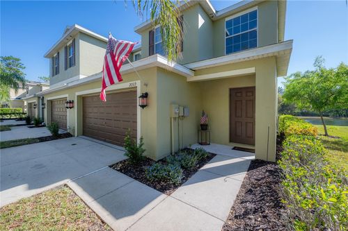 20319 Starfinder Way, TAMPA, FL, 33647-3494 | Card Image