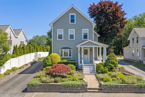 18 Nahant St, Wakefield, MA, 01880-3302 | Card Image