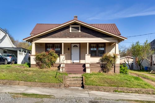 403 W 5th Ave, Lenoir City, TN, 37771-1710 | Card Image