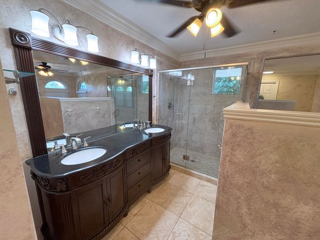 primary bath | Image 8
