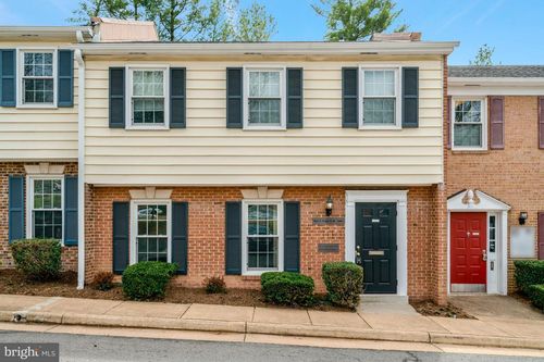 14-7297 Route 29, Falls Church, VA, 22042-1738 | Card Image