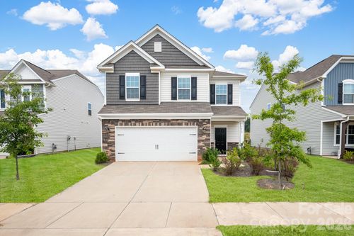 7412 Echoing Hills Ln, Maiden, NC, 28650-9731 | Card Image