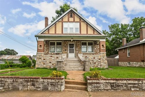 7920 Hildesheim Avenue, St Louis, MO, 63123 | Card Image