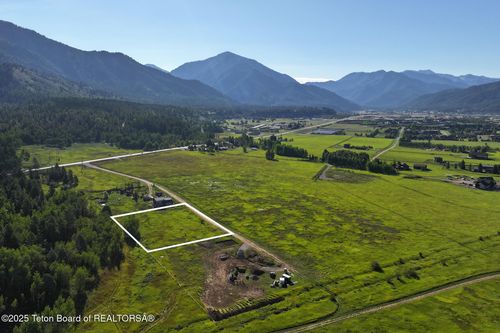 TRACT C West Wind Trail, Alpine, WY, 83128 | Card Image
